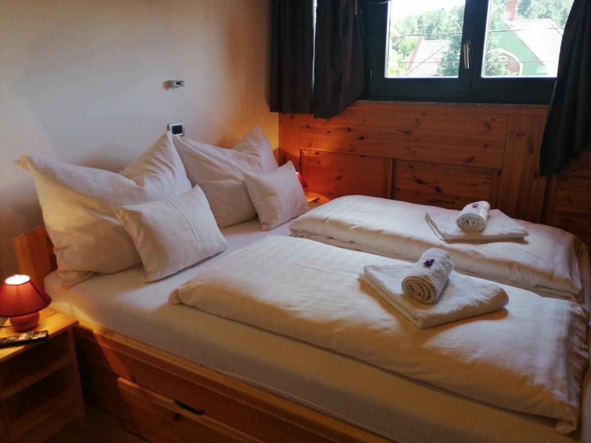 Casa Ninfea Panzió Apartamento *